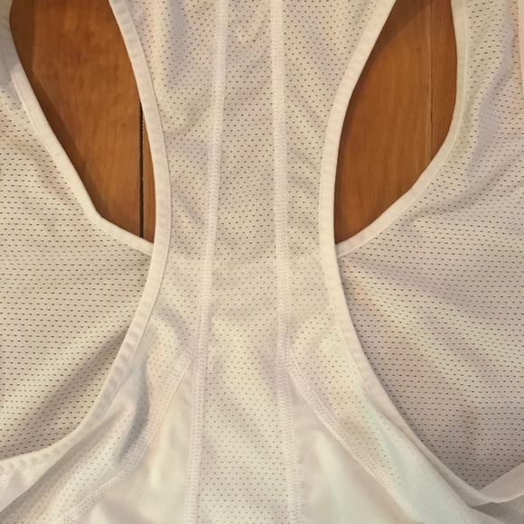 Reese Tank - Picture 6 of 6